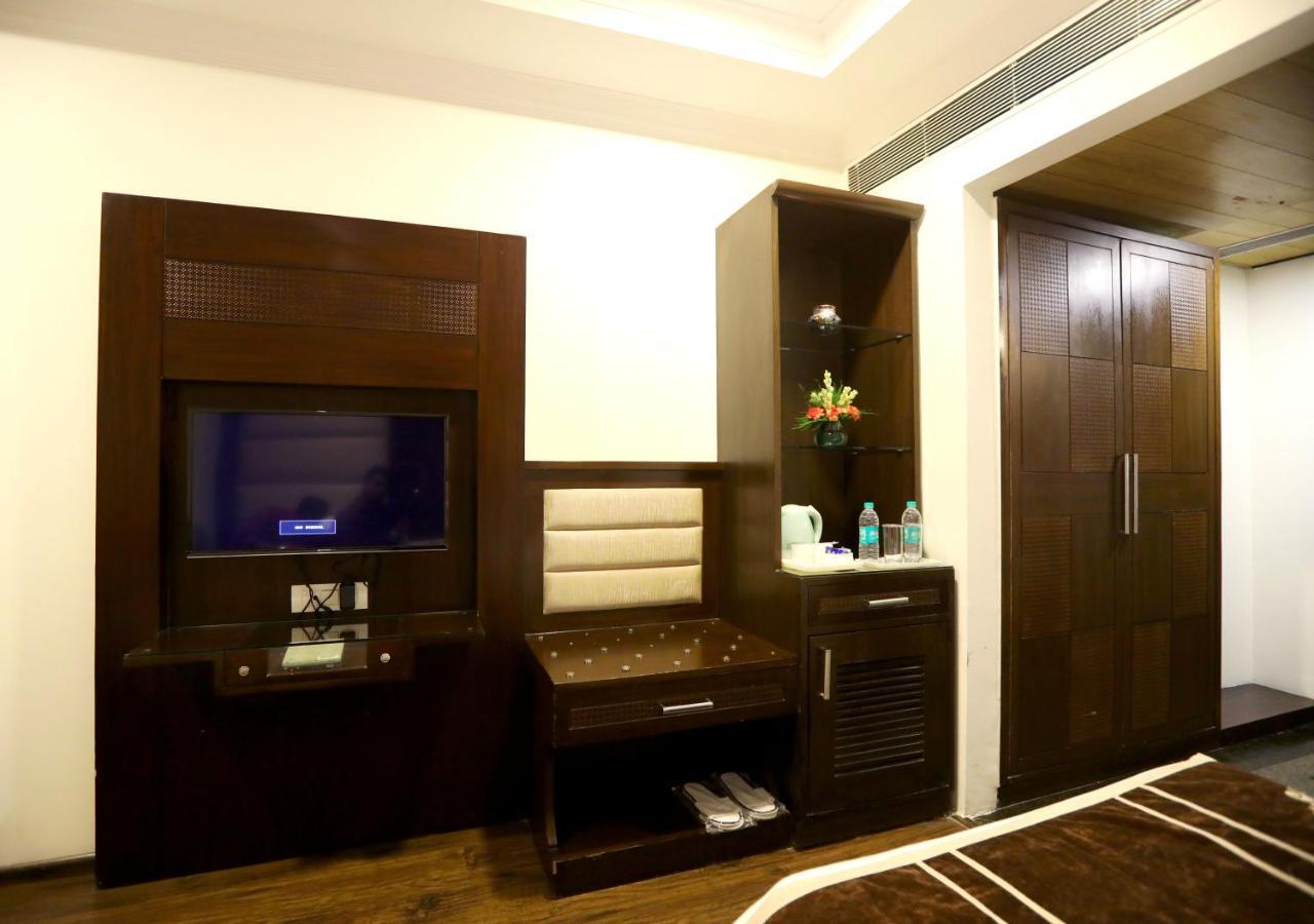 Hotel Pitrashish Pride Igi Intl Airport Delhi Экстерьер фото
