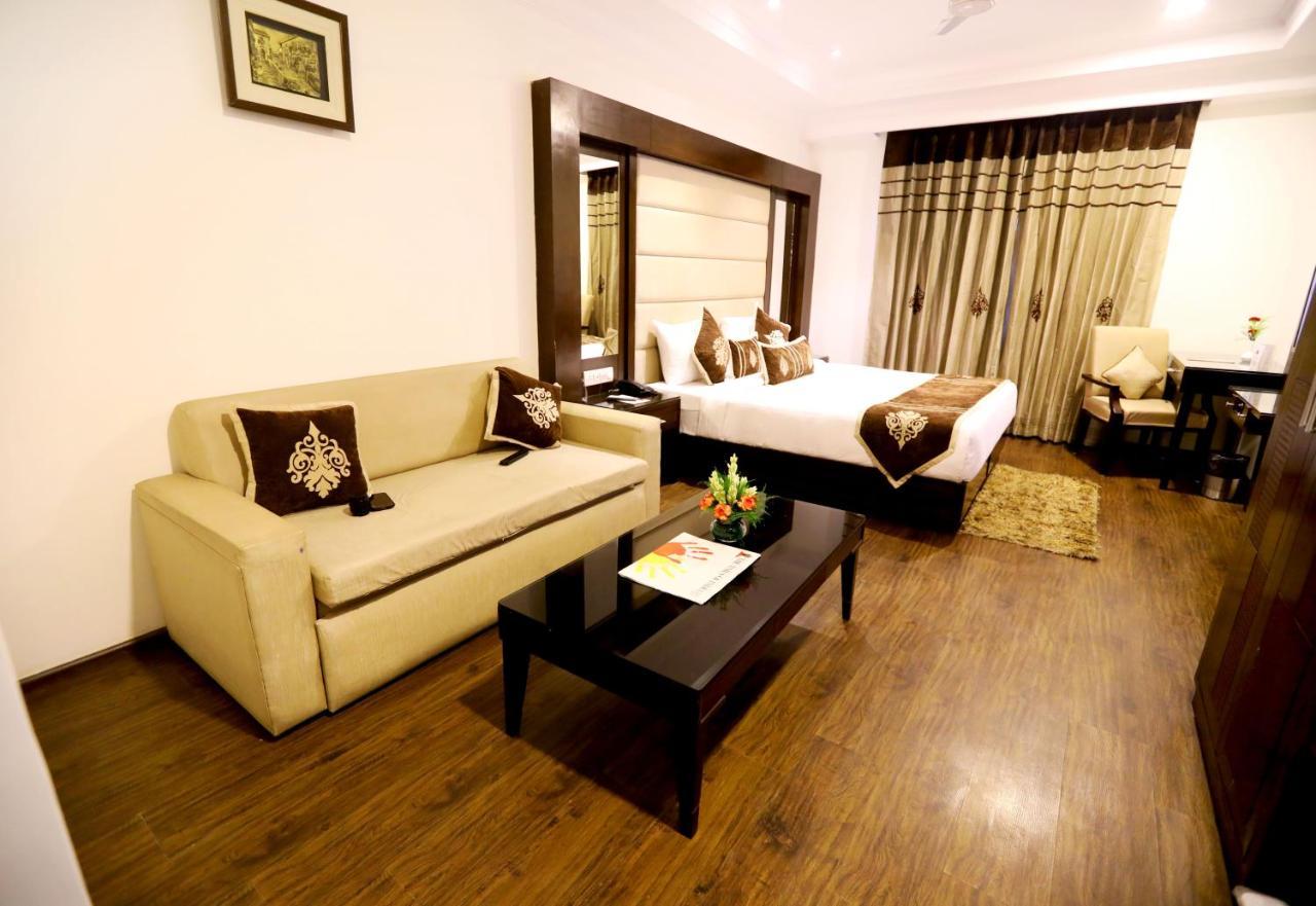 Hotel Pitrashish Pride Igi Intl Airport Delhi Экстерьер фото