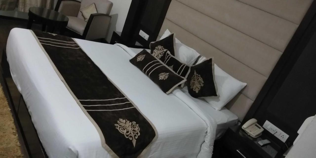 Hotel Pitrashish Pride Igi Intl Airport Delhi Экстерьер фото